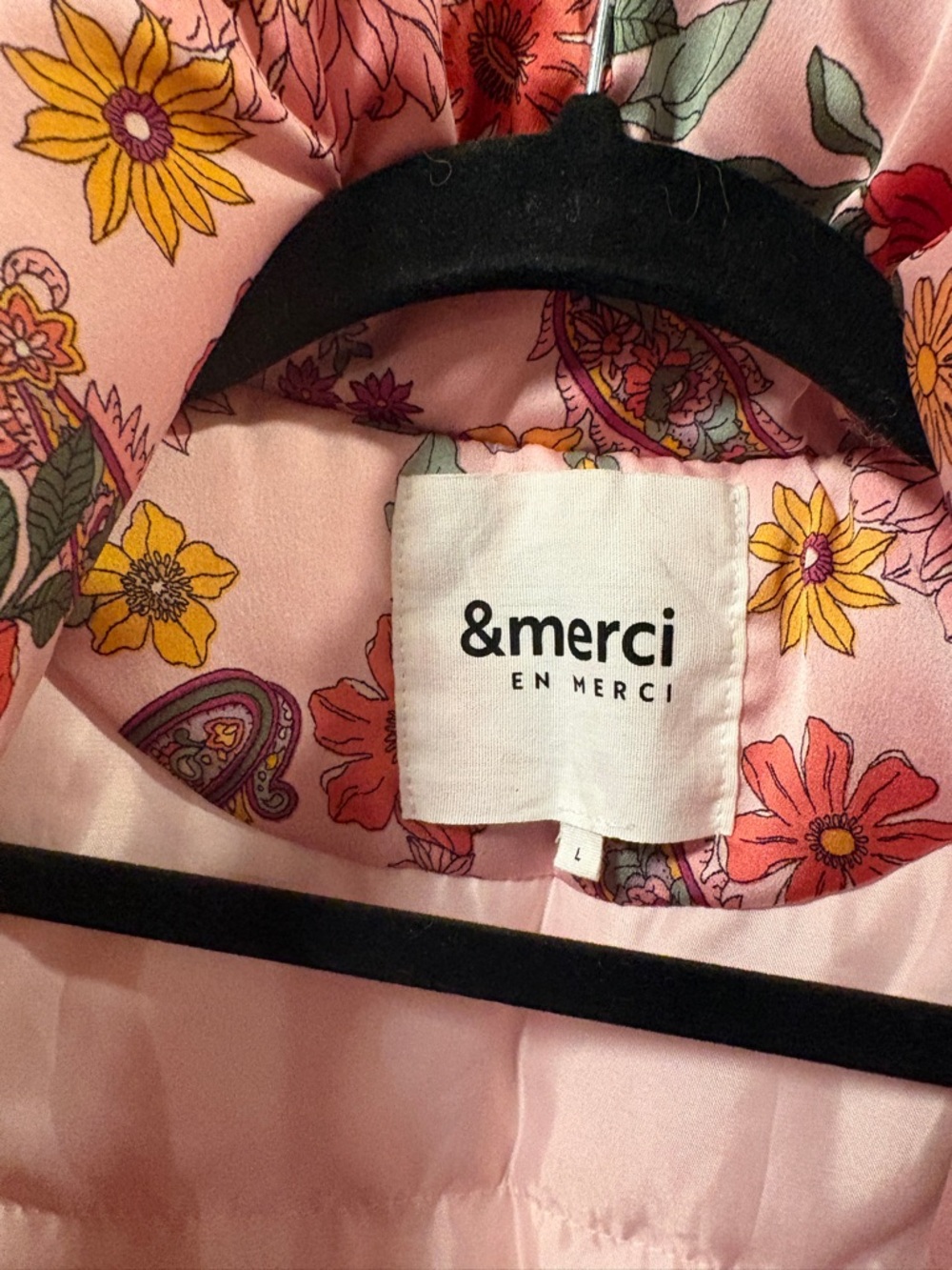 &merci Pink Floral Puffer Vest with Ruffle Trim Sleeves - Picture 2 of 8